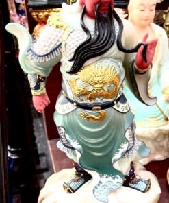 Tượng Quan Công